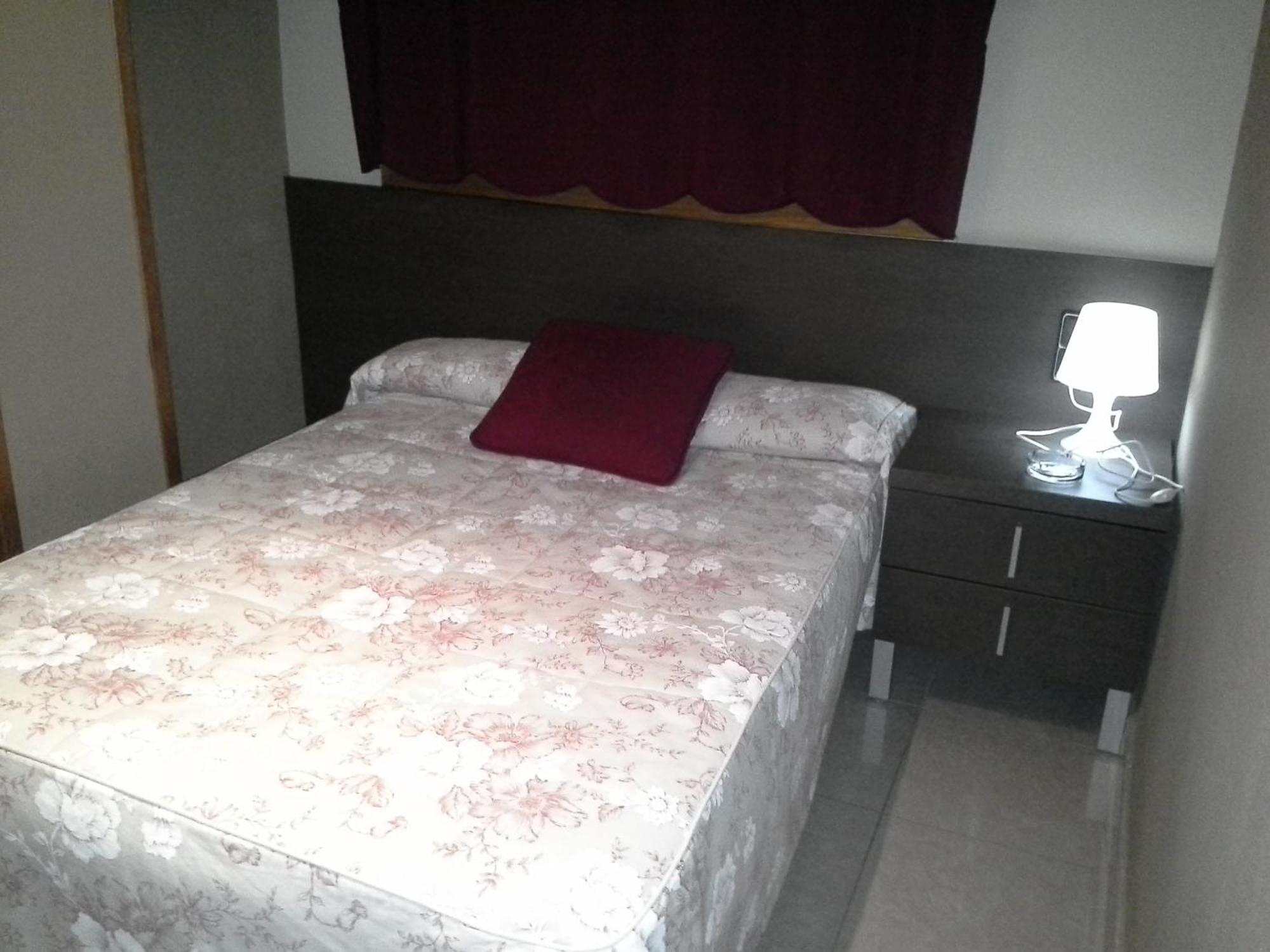 Hostal Cafeteteria Goya Barbastro Zimmer foto